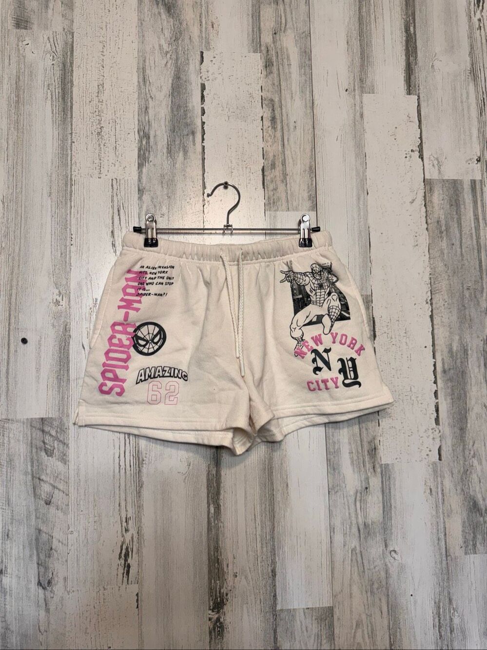 Marvel Spider-Man Cream Fleece Drawstring Graphic Sweat Shorts M